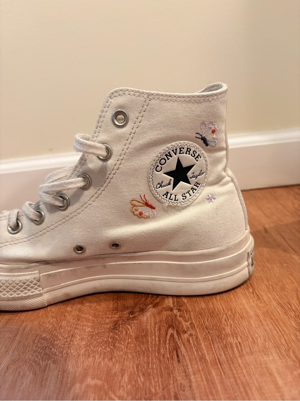 Converse Platform Off-White High-Top Sneakers with Embroidered Butterfly